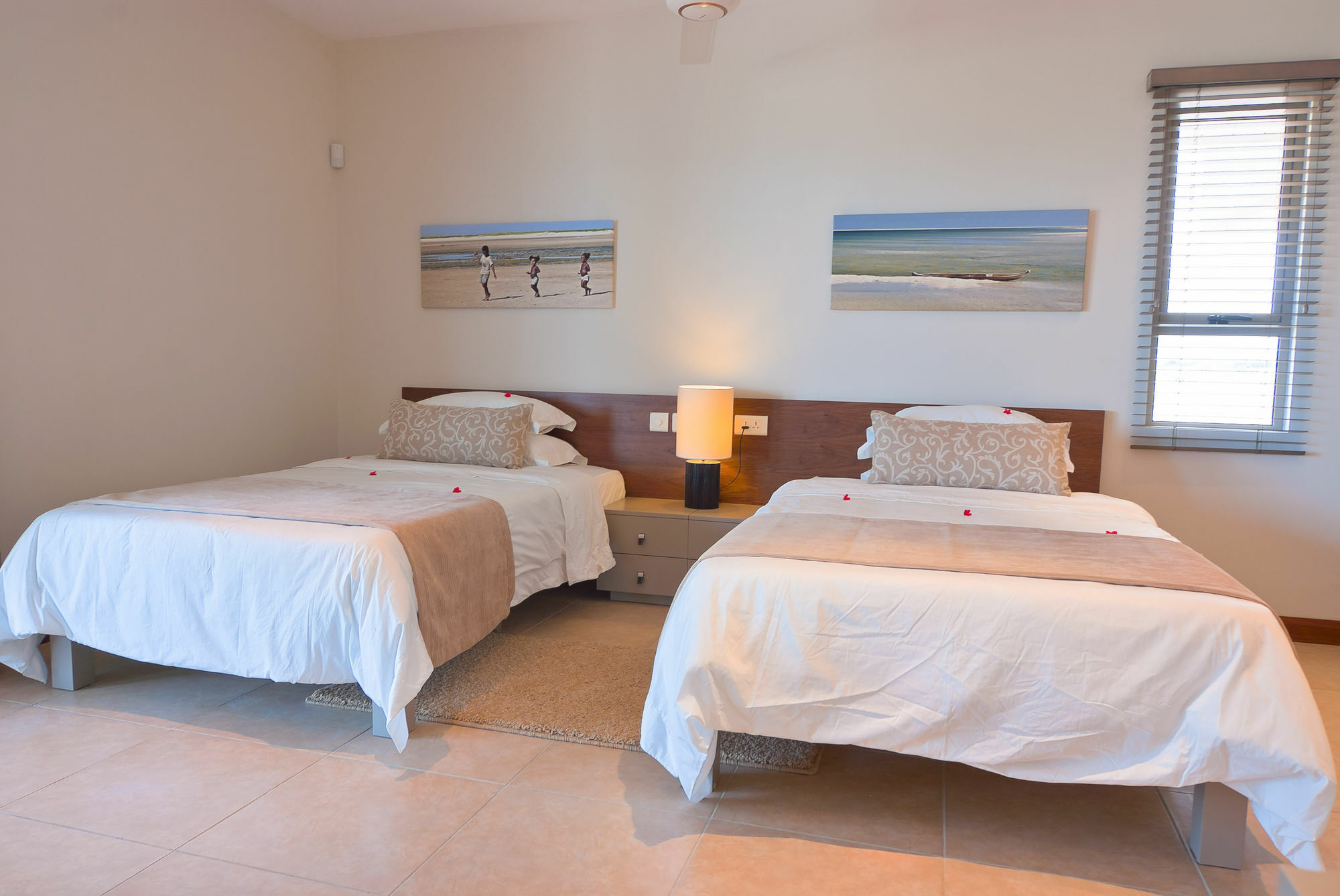 Bon Azur Beachfront Suites & Penthouses With Lov Trou aux Biches Εξωτερικό φωτογραφία
